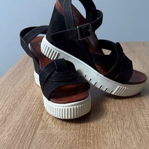 MIA Black Platform Sandals Size 8